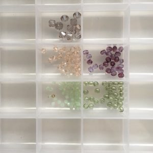 小さめのビーズの収納方法 めいのハンドメイドアクセサリーブログ